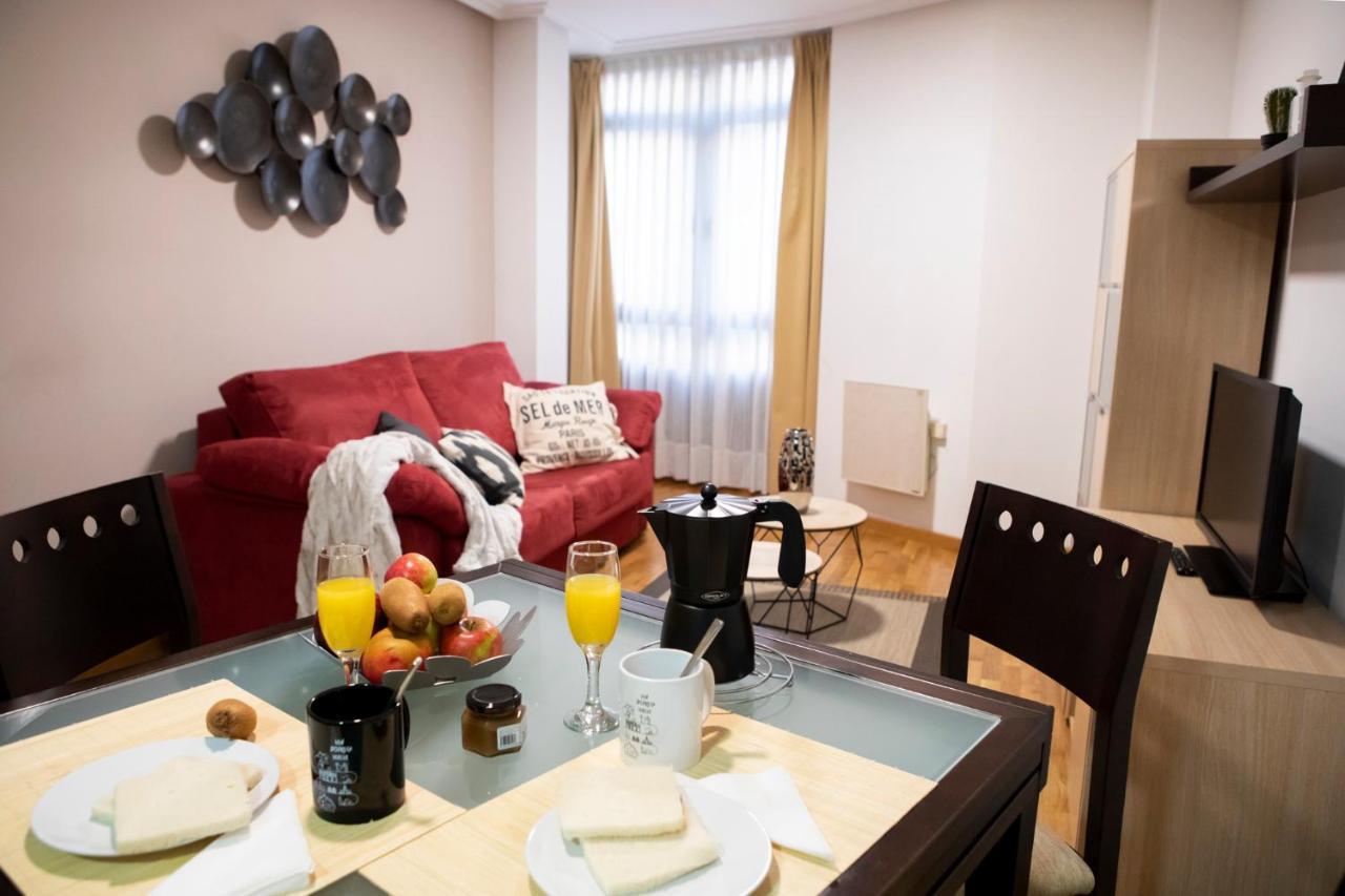 Apartamentos Cean Bermudez 기욘 외부 사진