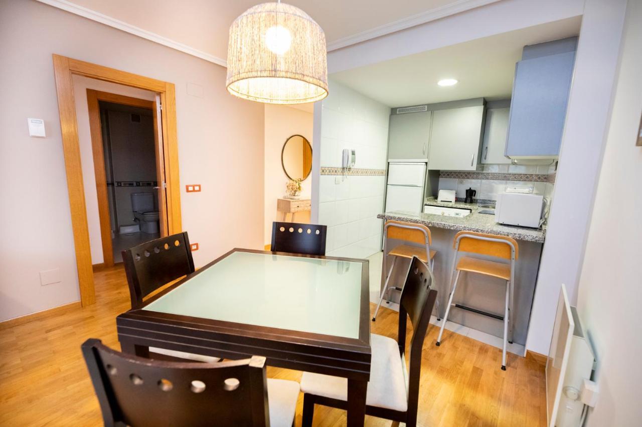 Apartamentos Cean Bermudez 기욘 외부 사진